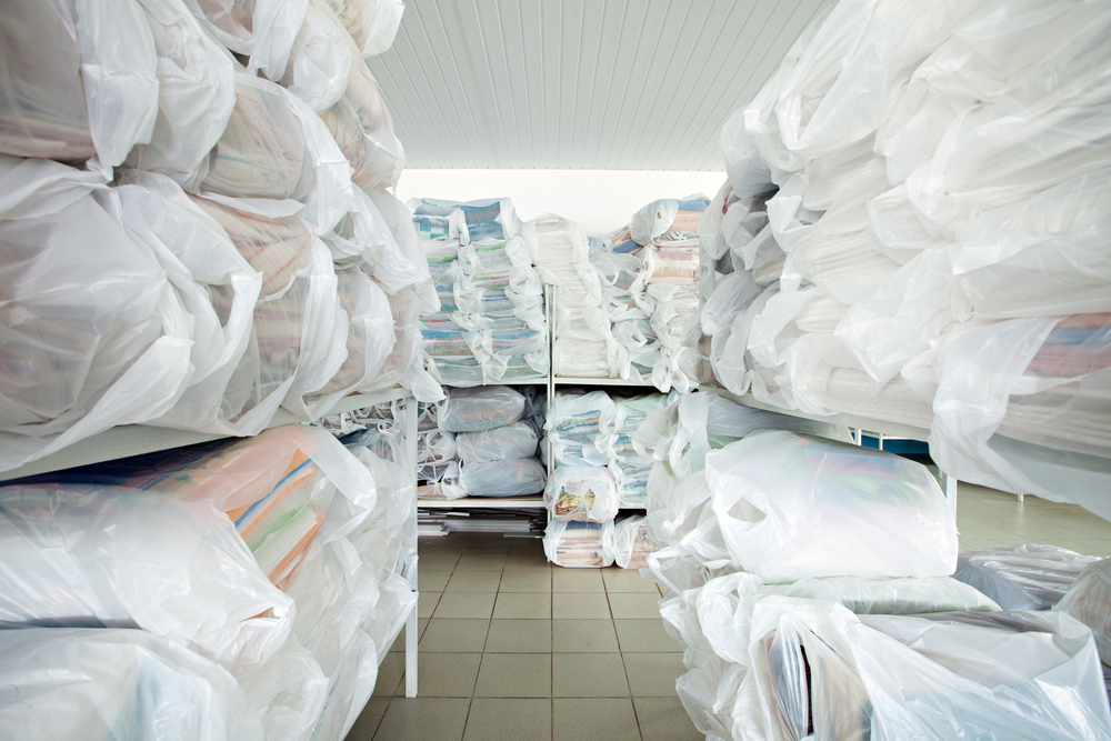 How to Promote Green Commercial Laundry Practices for Your Restaurant