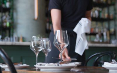 Tabletop Ecology: Elevating The Woodlands&rsquo; Dining Scene with Sustainable Cloth Linens